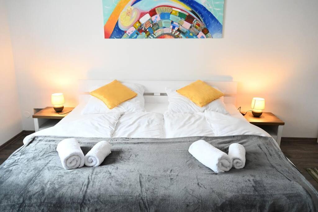 Rodinny Apartman U Broumovskeho Namesti Buitenkant foto
